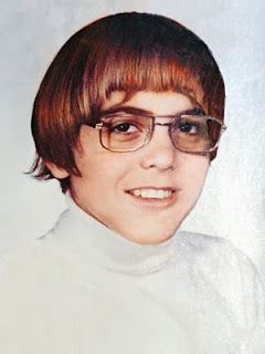 Description: http://4.bp.blogspot.com/-ID0xSCG-45g/UpynmHSLTGI/AAAAAAAAIo8/LjVnH6eby1U/s1600/george+clooney.jpg